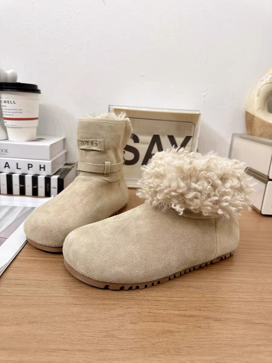 

Snow boots women s new winter velvet thickened women s shoes thick sole heightened cotton shoes tide 40