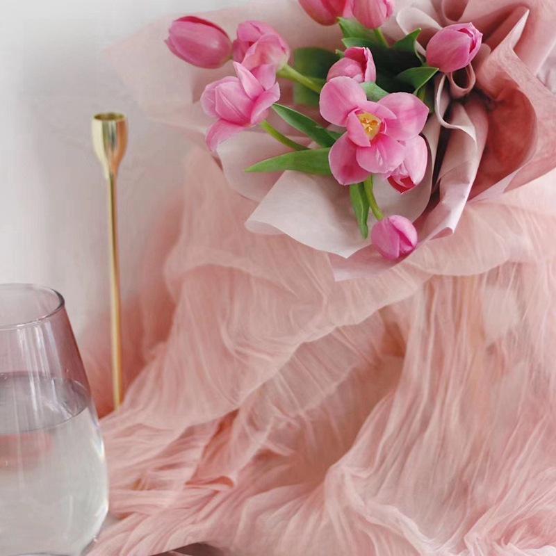 Zerknittertes Creme-Garn Floraler Netzstoff Foto-Hintergrund