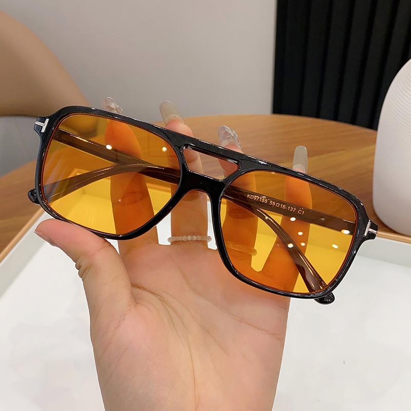 

Vintage Retro Double Bridges Sunglasses Women Stylish Pink Gradient Glasses Trending Hollow Leopard Blue Square Sun Eyeglasses Men Shades As shown