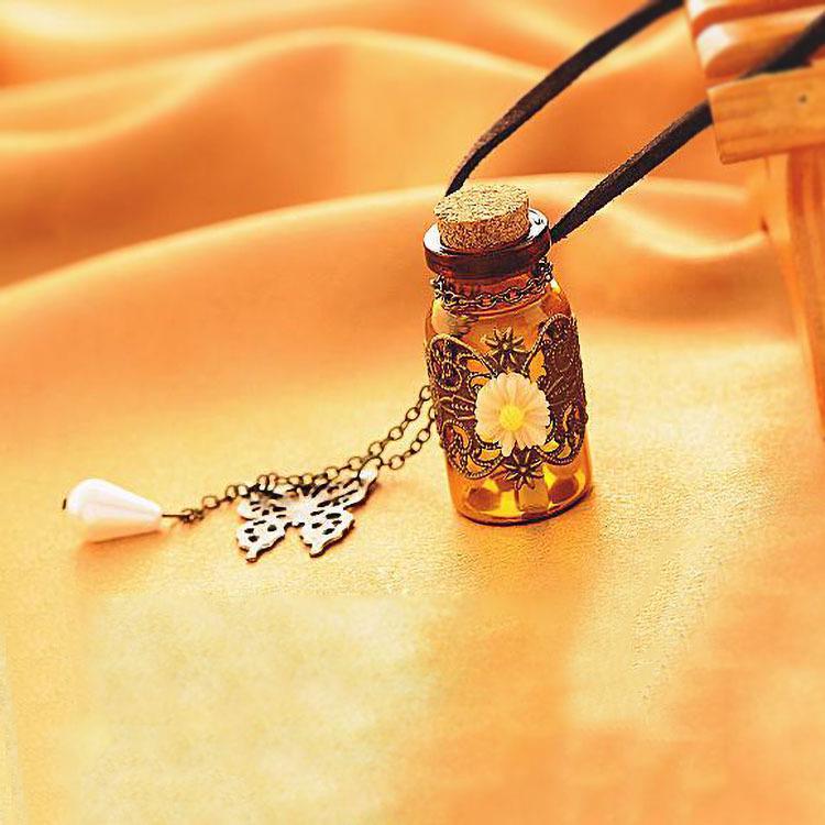 C181 Vintage Daisy Glass Wishing Bottle Necklace with Leather Cord and Butterfly Pendant
