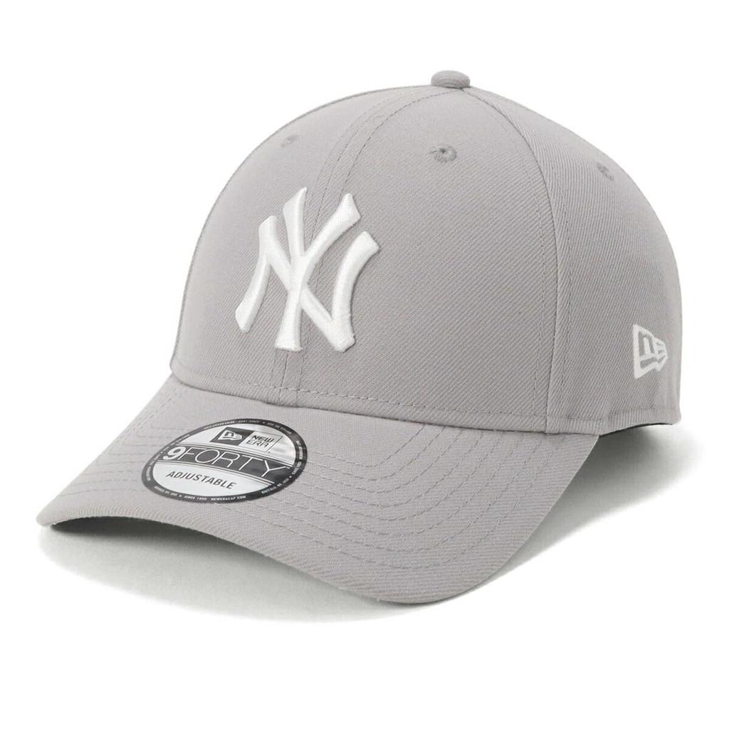 New Era 9FORTY Cap Velcro MLB New York NY Exclusive To Perfect for Spring and Summer This 940 Cap Is Available In Popular Sizes and Adjustable for