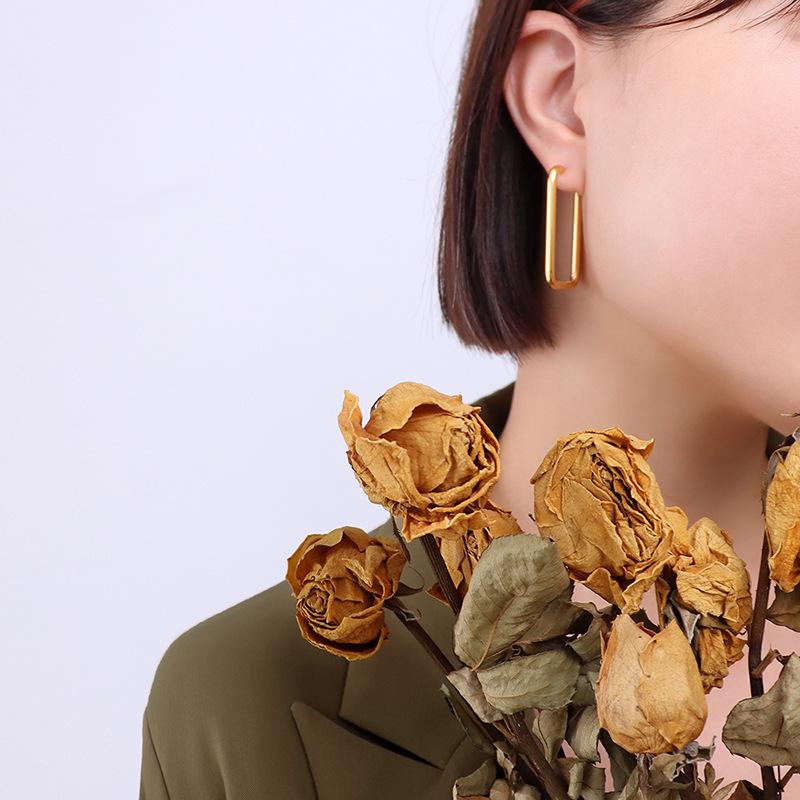 European American Hollow Geometric Stud Earrings, Gold-Plated Titanium Steel Fashion Accessories