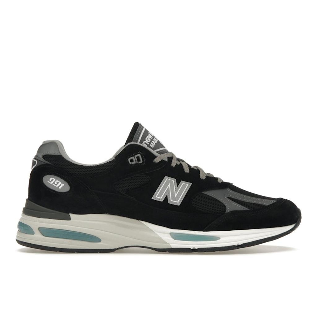 New Balance 991v2 Made in England Black Unisex Sneakers Grey U991BK2