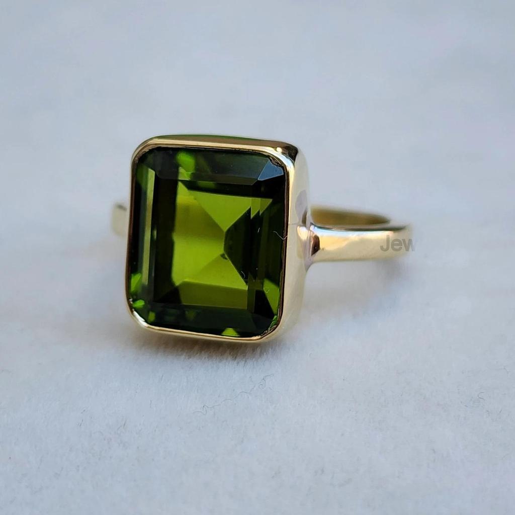 Genune Green Peridot 925 Sterling Silver Yellow Gold Overlay Ring Jewelry, Artisan Gift Wedding August Birthstone Ring