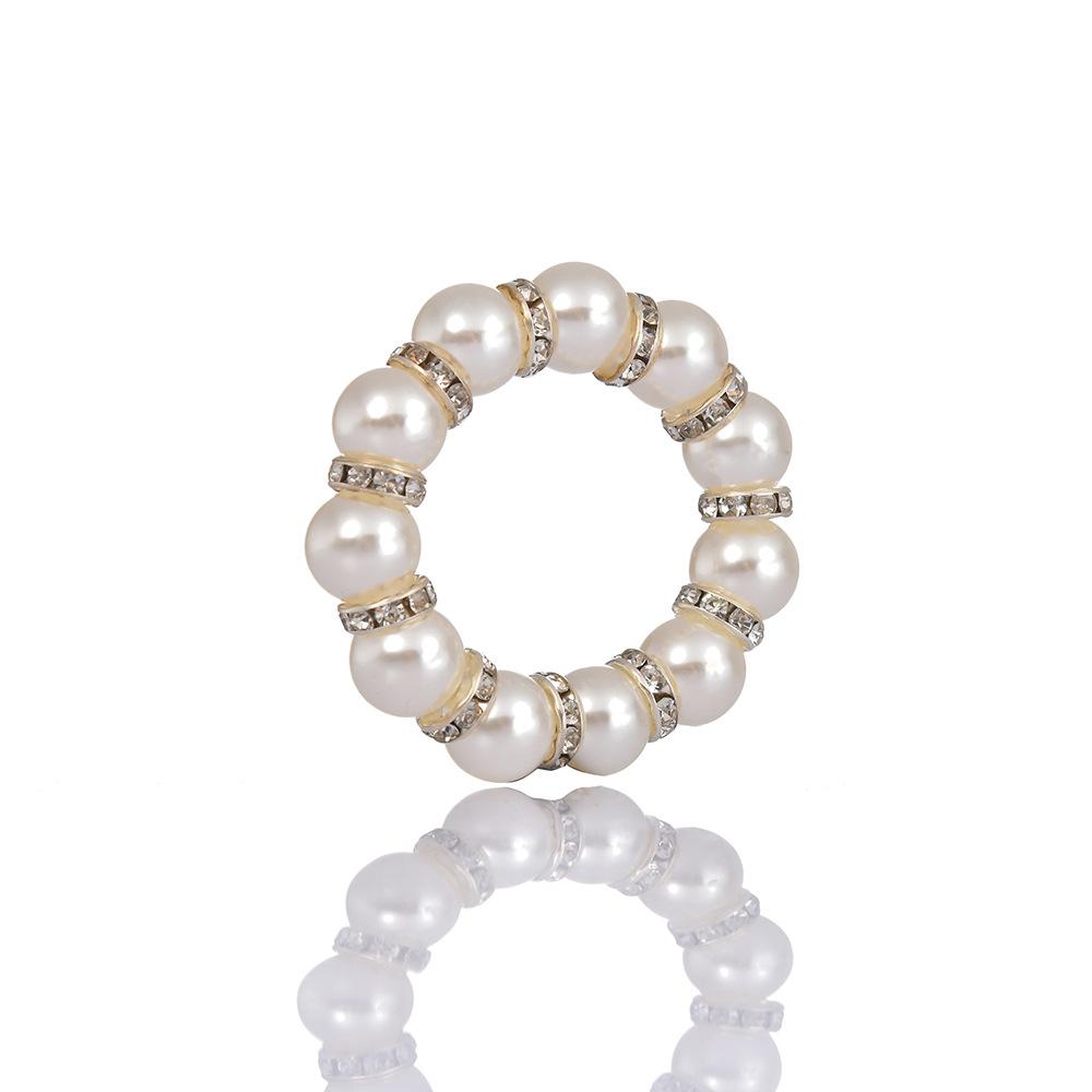 

Metal Napkin Ring Pearlescent Dining Table Decor Imitation Pearls Elegant Napkin Buckle For Wedding Decor Home Decoration брудно-білий