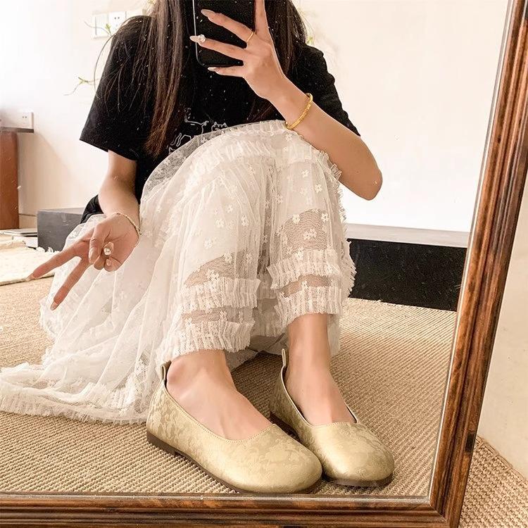 Retro soft-soled grandma shoes Doudou shoes women's shoes 2025 new summer gentle shallow mouth laden shoes flat-soled single shoes