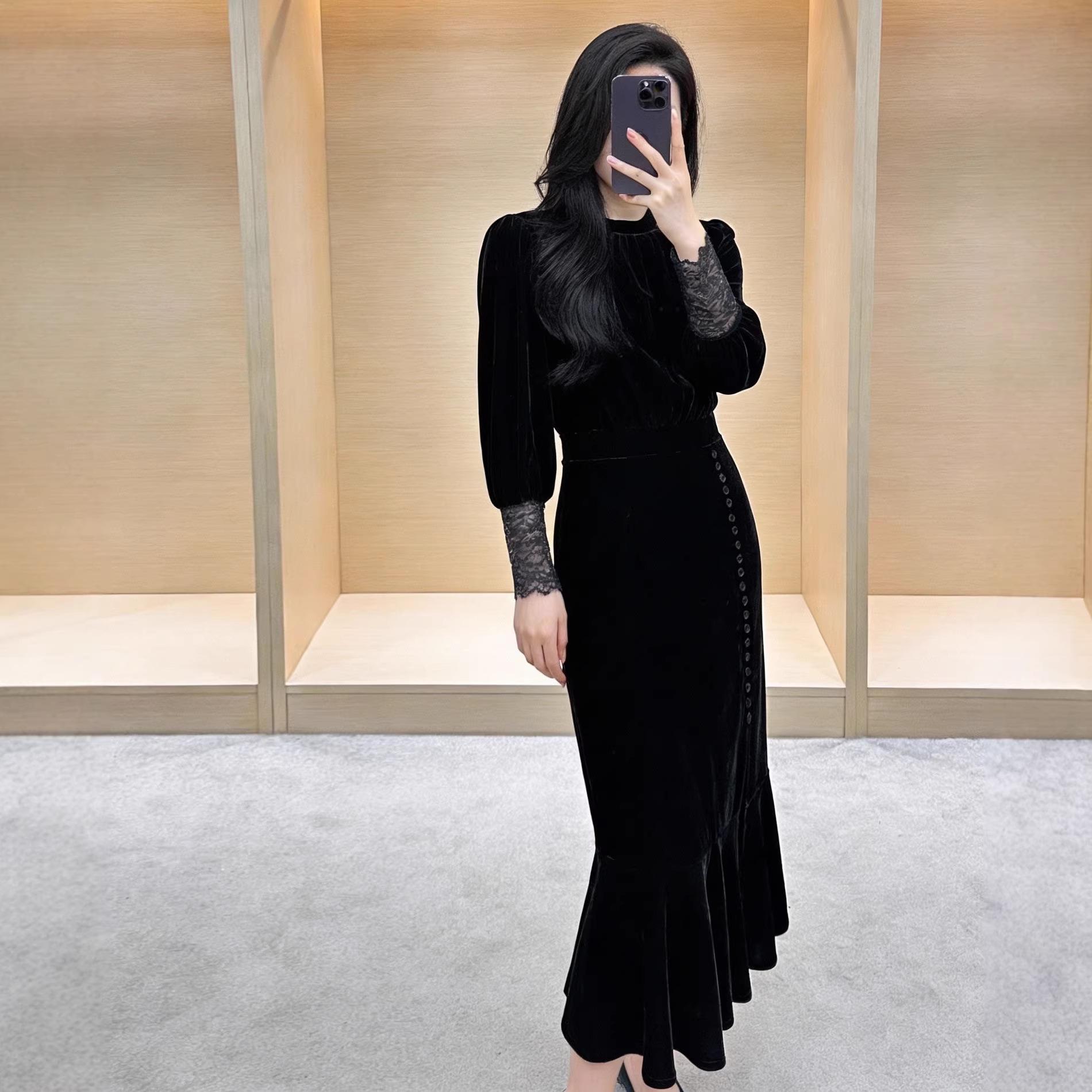 French Hepburn-Style Black Velvet Fishtail Dress – Elegant Lace Waist-Cinching Slim Layer. Large