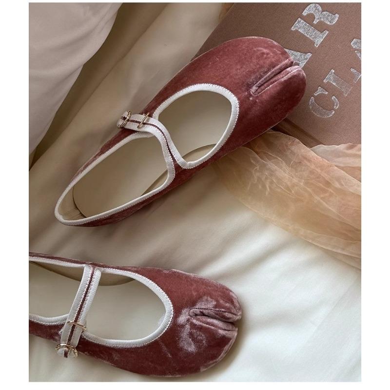 Leather Suede Korean Version Niche Pig's Trotters Split-toed Ballet Flats with Mary Jane Single Shoes Women's Summer Autumn