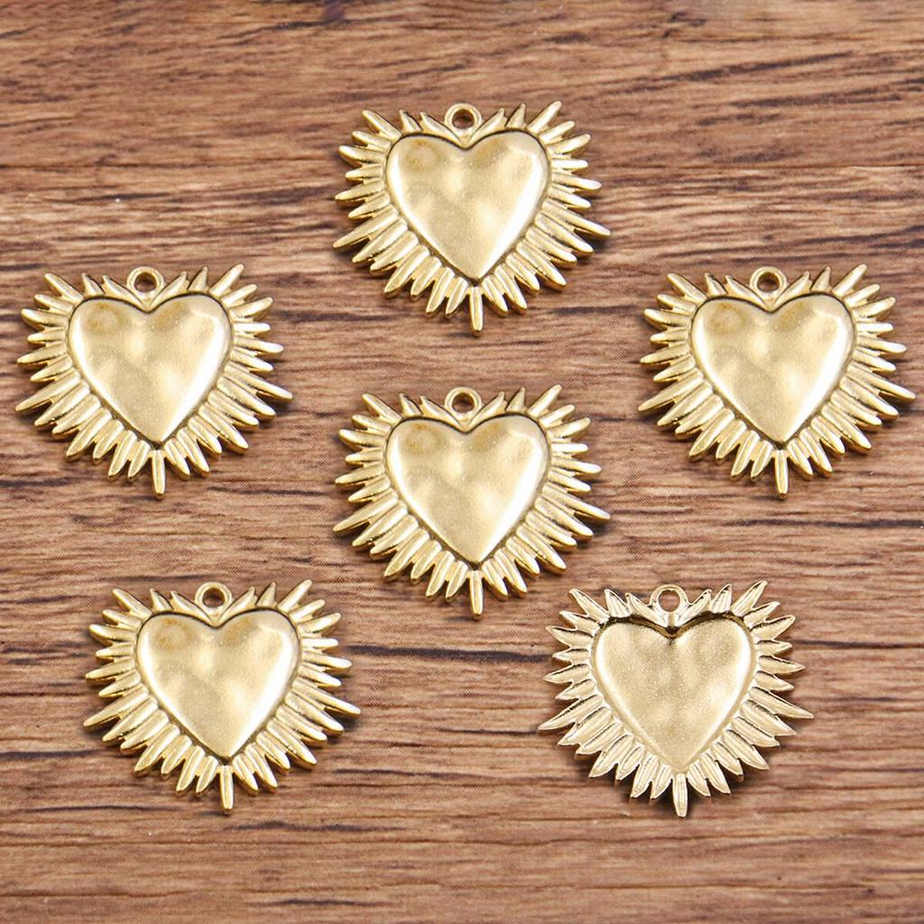 Gothic Heart Charms: Vacuum-Plated Stainless Steel Jewelry Accessories in 2 Colors and Multiple Styles for Halloween Pendants