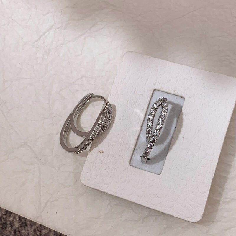 Fashion Shiny Zircon Double Loop Hoop Earrings for Women Girls Irregular Personality Earrings Buckle Daily Jewelry Accessories