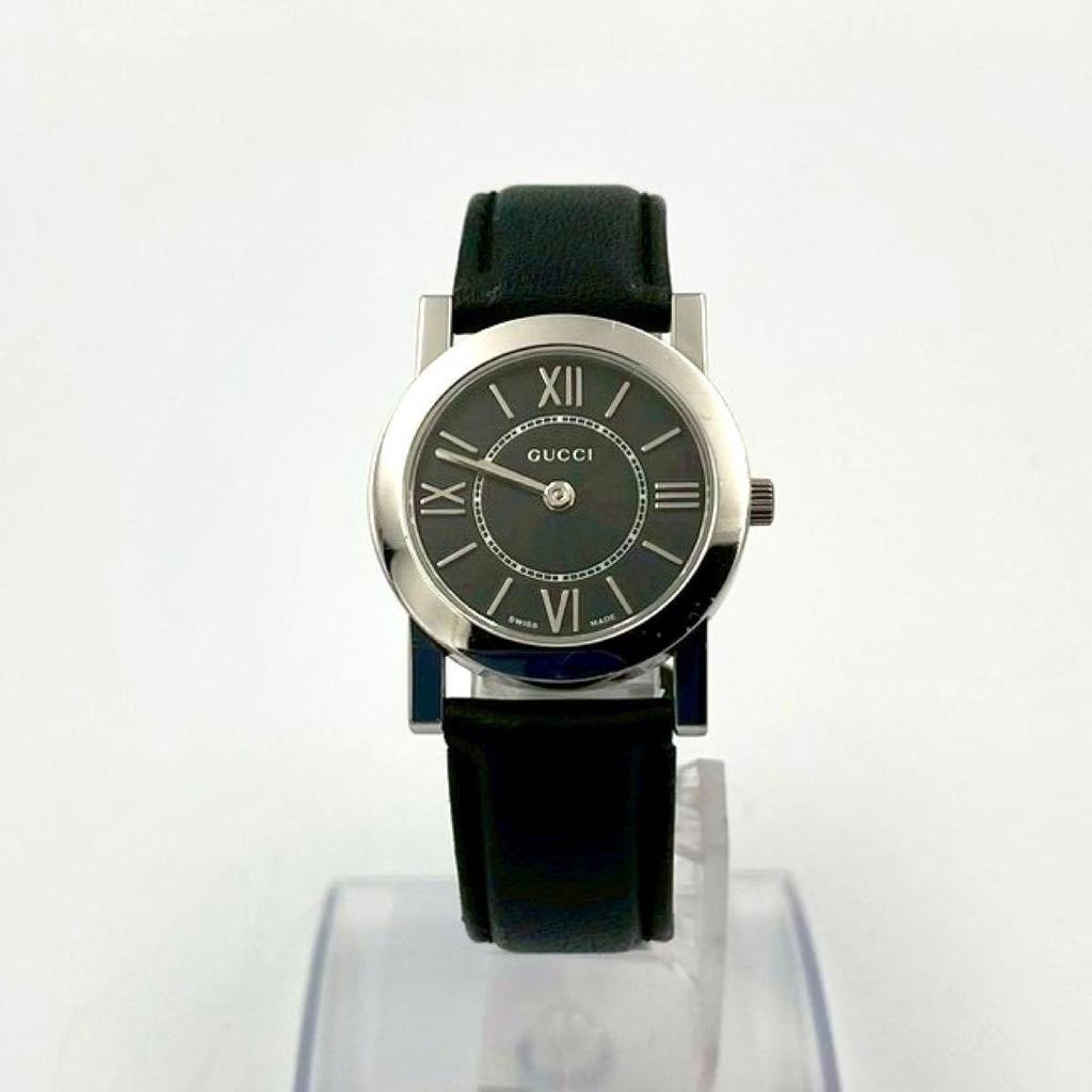 Used 951 New Battery GUCCI 5200L Date Watch Quartz Black Dial Leather Belt Ladies Round