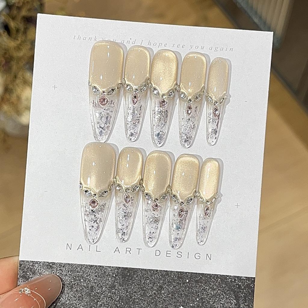 Precious and Explosive Noble and Explosive Luminous Light Bulb Cat Eye French Blade Ice-Sense Wearing Armor