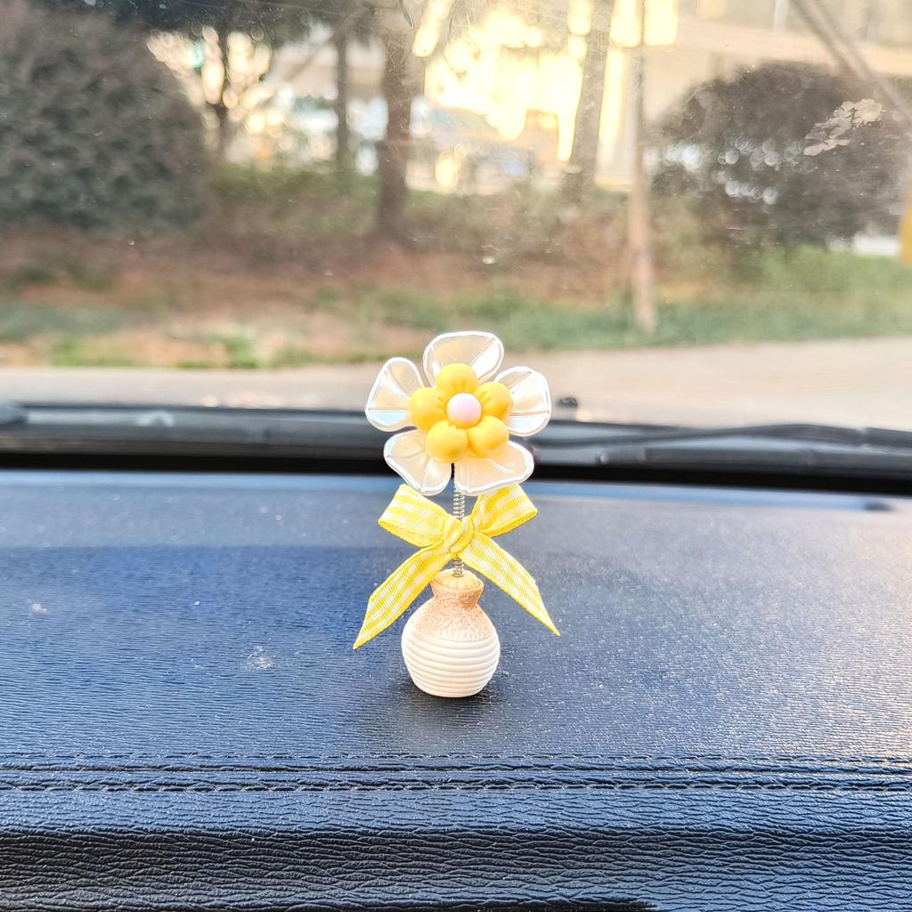 5 Colors New Cute Spring Shaking Flower Car Decoration Ornament Healing Series Car Interior Decor Accessories Ornaments
