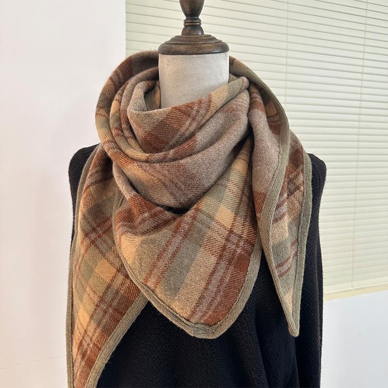 

Handmade hemming! Grid 100 wool scarf women s winter triangle scarf style shawl warm scarf dual-purpose 155*100cm
