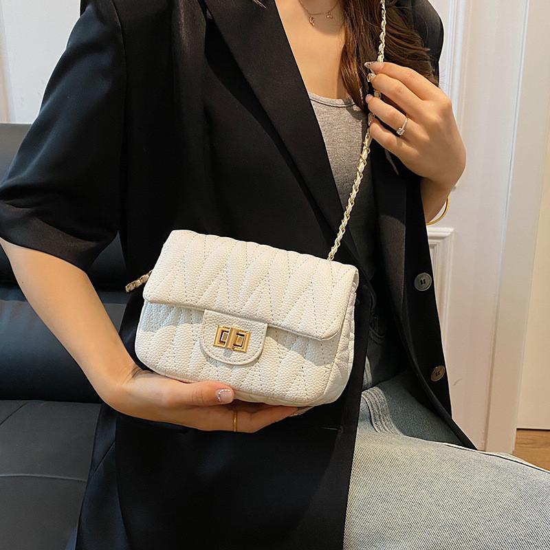 Stylish Summer Fashion Shoulder Bag For Women With Trendy Chain Strap In Black White Pink And Blue Colors