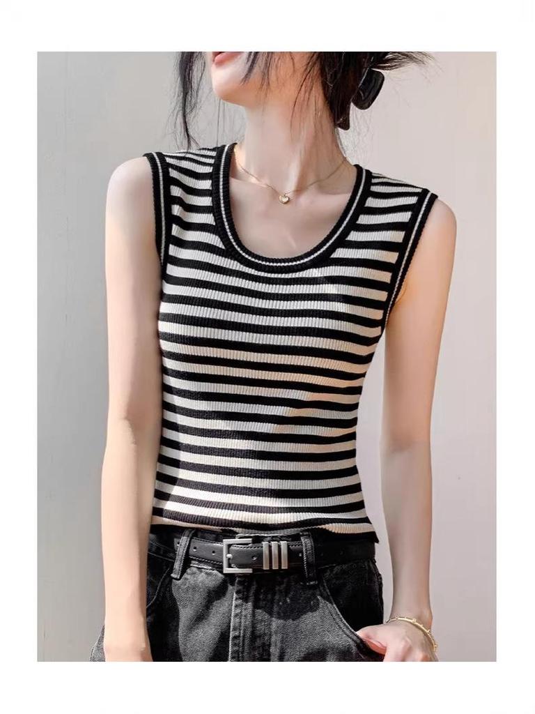 Korean Contrast Stripe U-Neck Knit Camisole Vest - Women's Spring 2026 Slim Fit Sleeveless Top