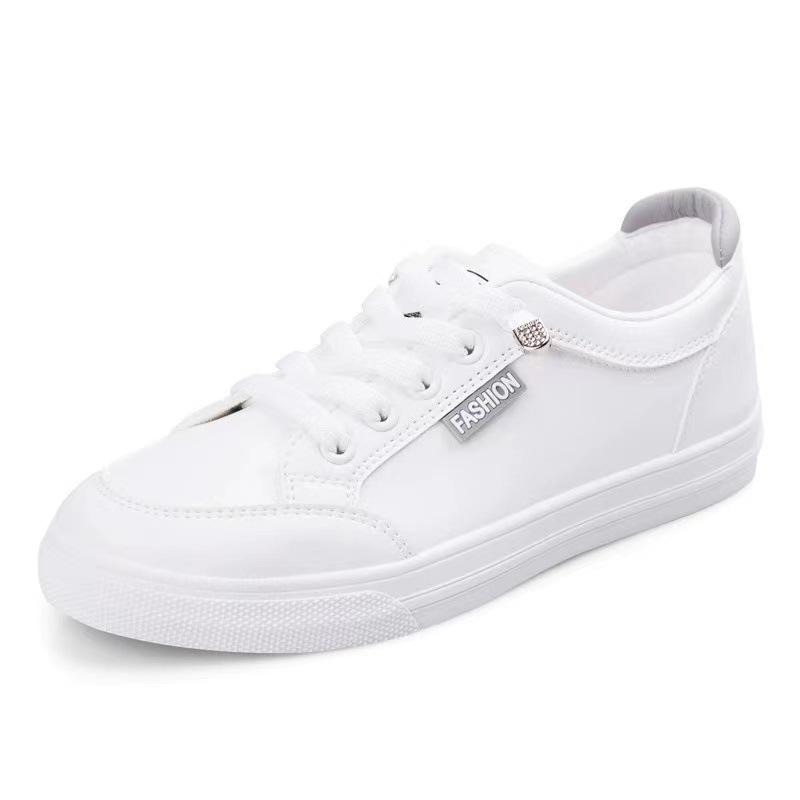 Shoes Women's 2025 New Spring and Summer Student Flat-bottomed Versatile Popular Board Shoes Spring and Summer Ins Trendy Shoes Sports Little White