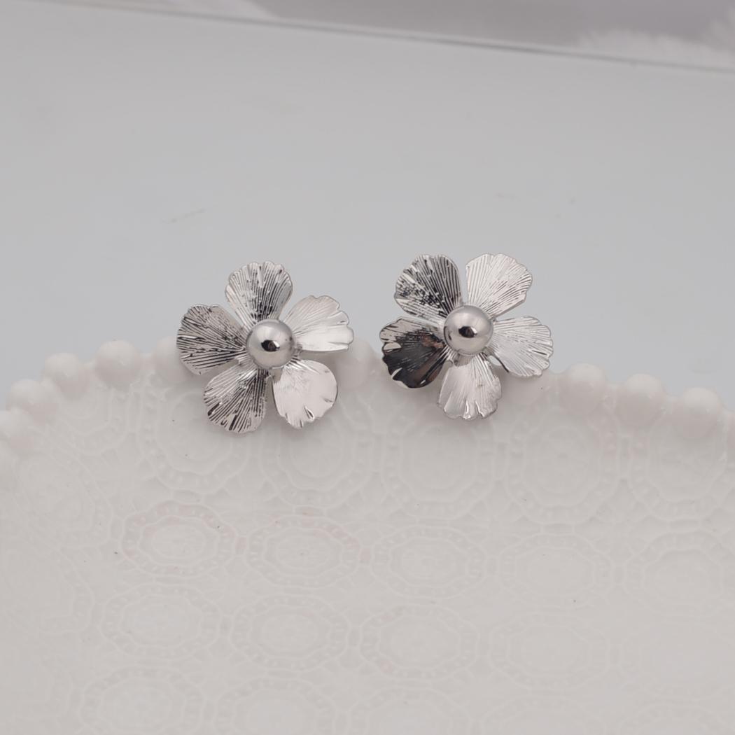 

Персонализированные серьги-гвоздики с большим цветком для женщин, простые геометрические металлические золотые украшения для свадьбы, вечеринки, подвески, подарок