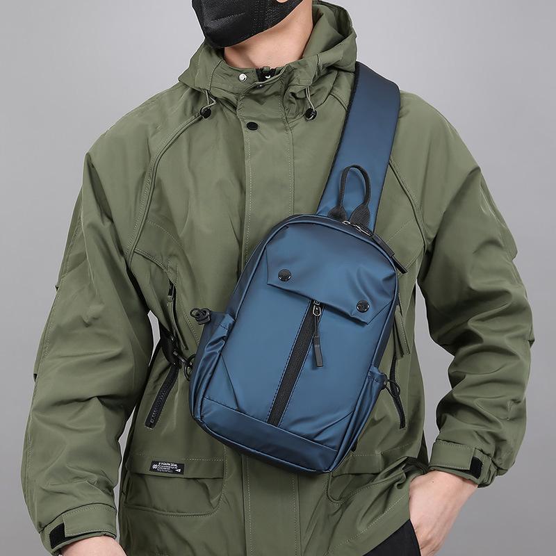 Business Chest Bag Men's Crossbody Bag Commuter Lightweight Shoulder Bag