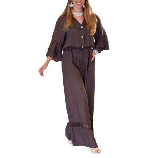 Damedresser med vide ben, knepping foran, V-hals, 3/4 volangermer, sommerlig og avslappet, snøring i midjen, heldekkende kjeledress, ettplagg