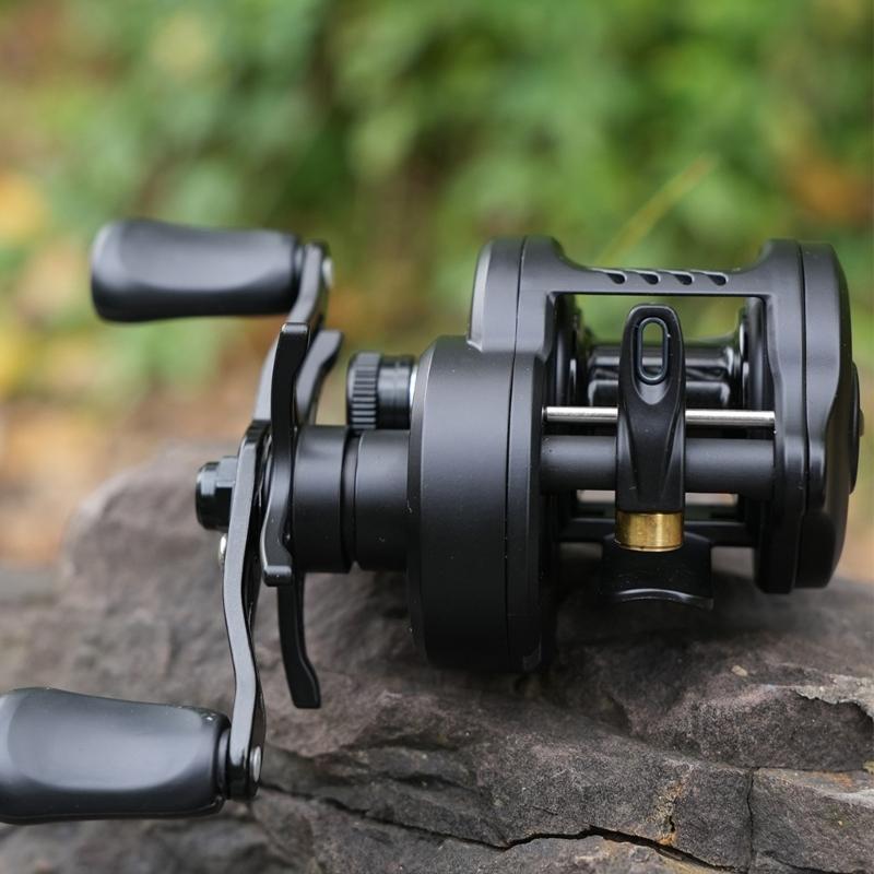 Colorful Baitcasting Fishing Reel Portable Rotate Fishing Reel With Electronic Charging For Smooth Casting