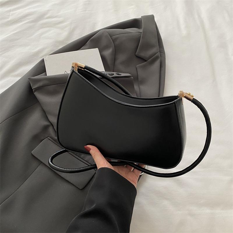 Simple Texture Fashionable Small Bag Women's Simple Popular Underarm Bag Spring and Summer Casual Versatile Tide Shoulder Bag
