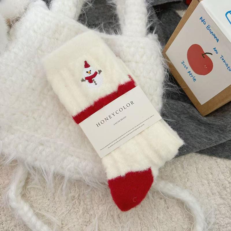 Autumn Winter Christmas Socks Snowman Sausage Dog Embroidery Cotton Socks Women Mid-tube Socks New Year's Eve Decorations Gift