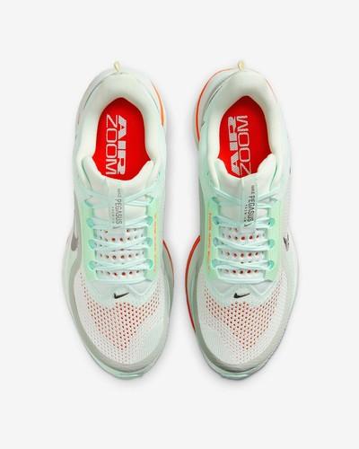 Nike Pegasus Premium Running Shoes Barley Green/Mint HQ2592-301 Men's Size