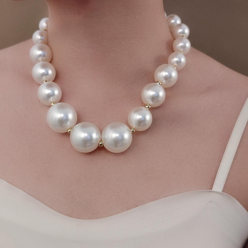 Collana Punk Esagerata con Perle Rotonde Geometriche, Catena per Maglione di Moda di Lusso Leggero Temperamento Donna
