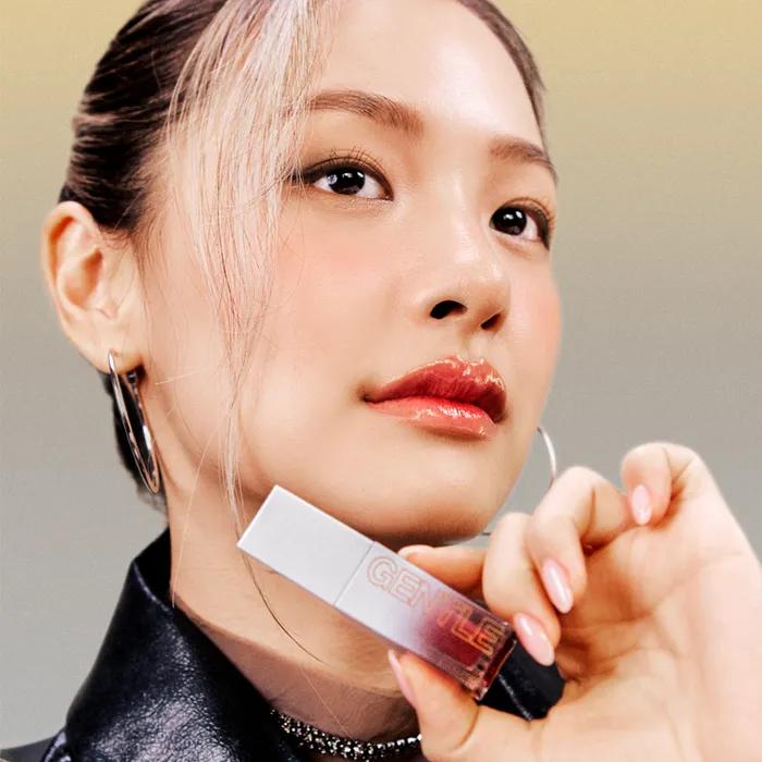 

Нежный сияющий тинт для губ (8 цветов) 06 Dew Red