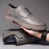 High-end herrskor läder 2025 nya brittisk stil andningsbara verktygsskor vår låga vardagliga läderskor män