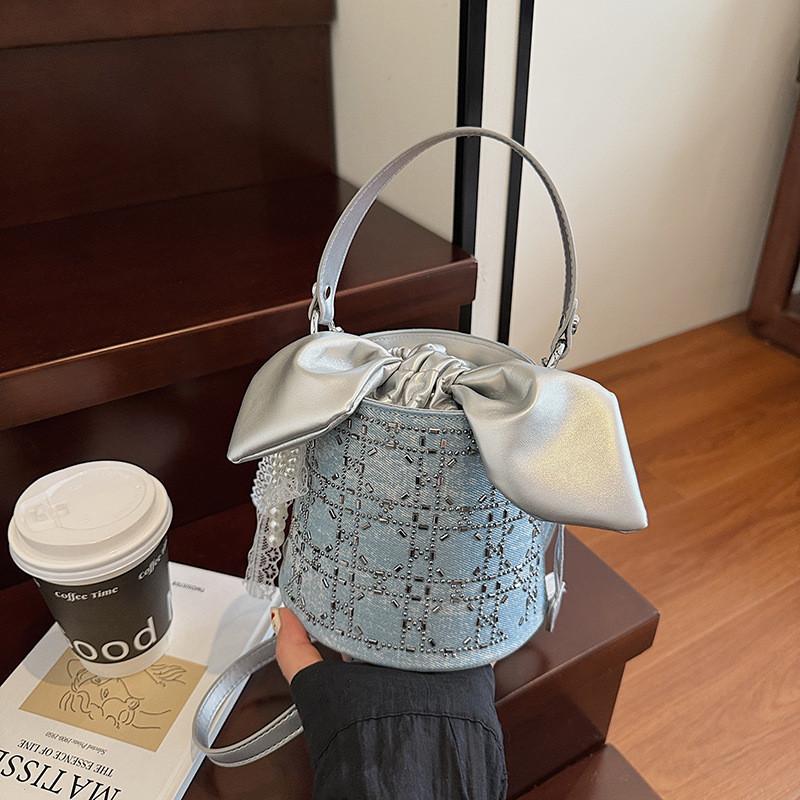 IELGY Ladies Messenger Bag Summer Fashionable All-Match Bucket Bag Portable