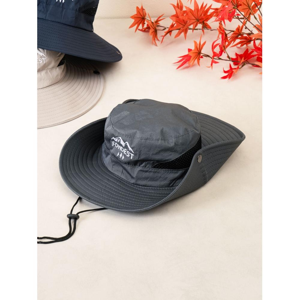 

Шляпа для похода Daiso с вышивкой Point navy
