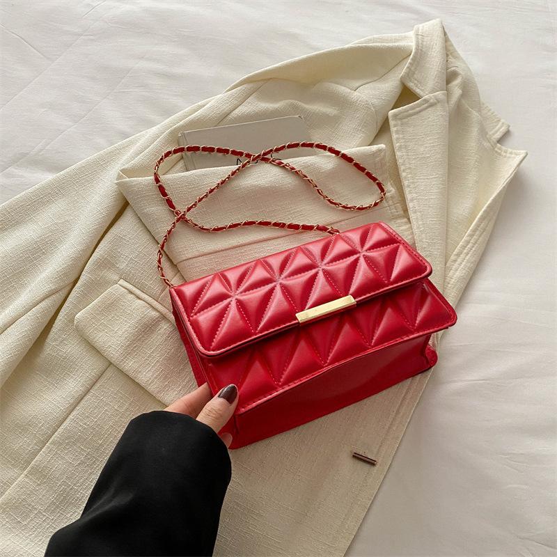 Internet Celebrity Small Square Bag Women 2025 Popular New Trendy Korean Version Shoulder Versatile Messenger Ins Fashion Diamond Chain Bag
