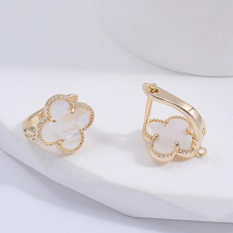 Серьги-клевер Серьги сдержанной роскоши Серьги-клипсы с цирконом и белой ракушкой