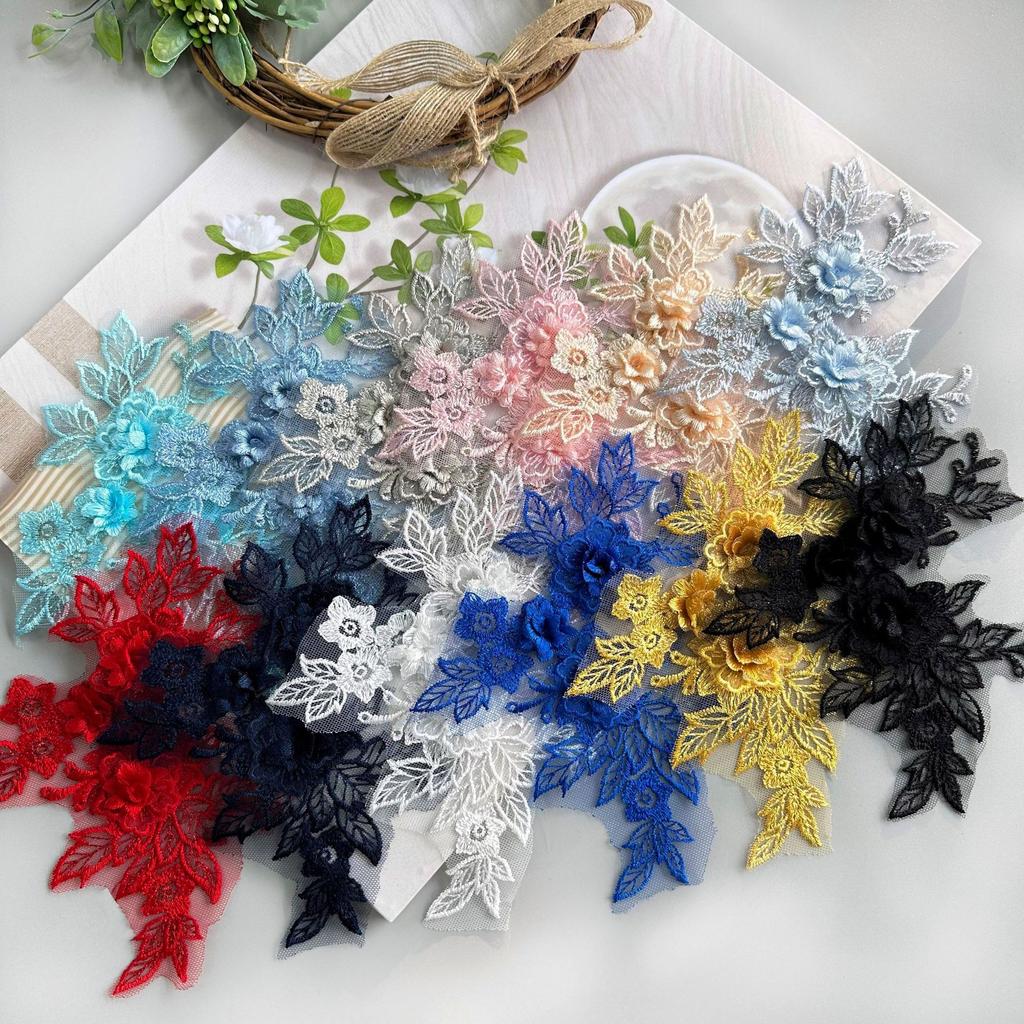 Mehrfarbige Stickerei Dreidimensionale Blume-zu-Blume Stoffaufkleber Kleidung Kleid Auftrittskleid Dekorative Stoffaufkleber Accessoires