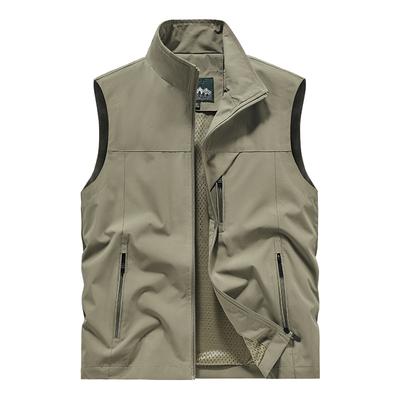 Men Spring Vest Outdoor Men's Sleeveless Waistcoat Multiple Pockets Plus Size Male Fishing Vest Outwear