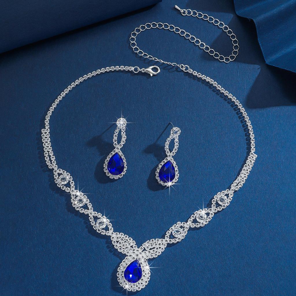 Zircon Diamond Geometric Necklace Earrings Set Light Luxury Clavicle Chain High-End Temperament Jewelry