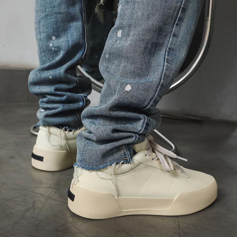 New Youthful and Trendy Solid-color  Men's Lace-up Casual Shoes Breathable Soft-soled Anti-slip and Comfortable Flat Board Shoes