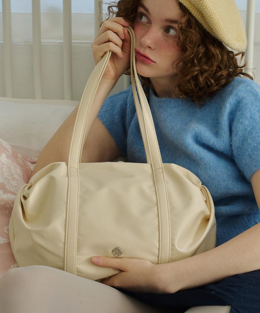 Heeari Aurora Shirred Duffle Bag_Ivory