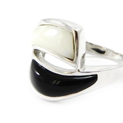 Silberner Siegelring 'Weisheit' Perlmutt Onyx