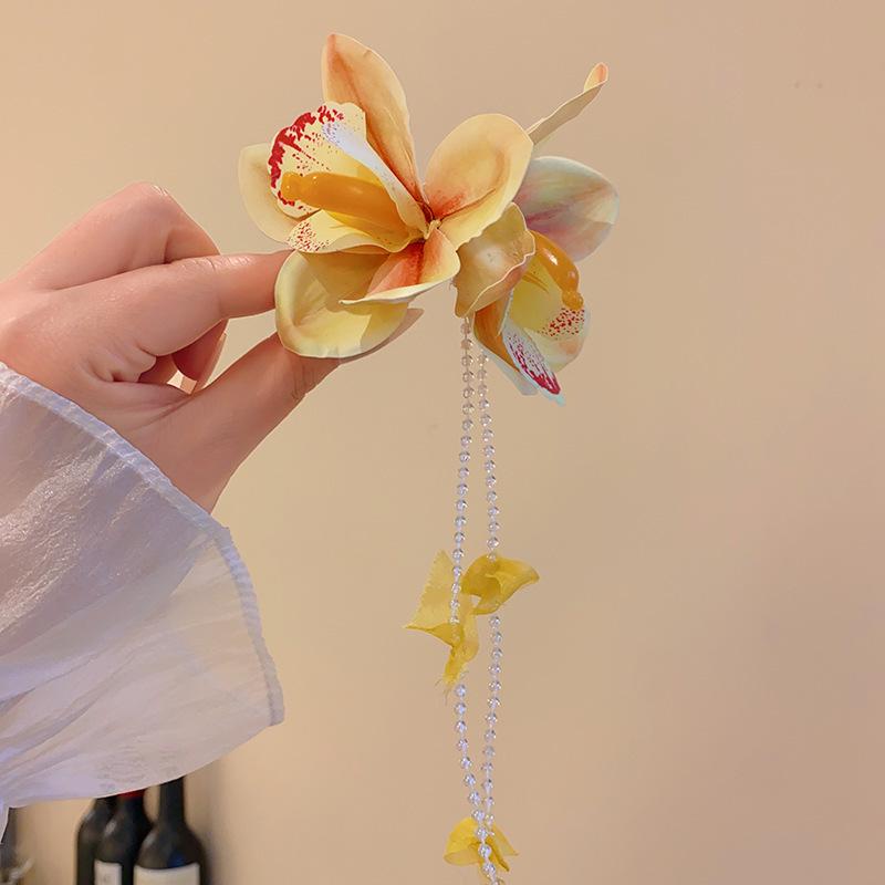 High-End Forest Style Lily Flower Hair Clip - Aesthetic Simulation Shark Grip for Women