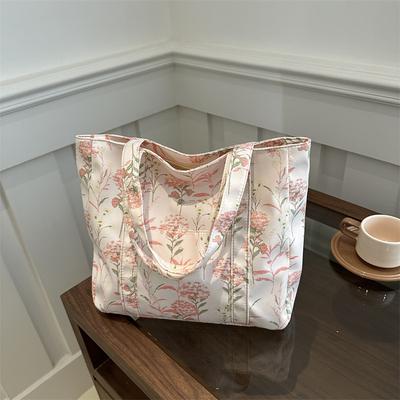Gentle and Fashionable Handbag 2025 New Foreign Style Shoulder Armpit Bag Make-up Lesson Tote Bag Casual Bag
