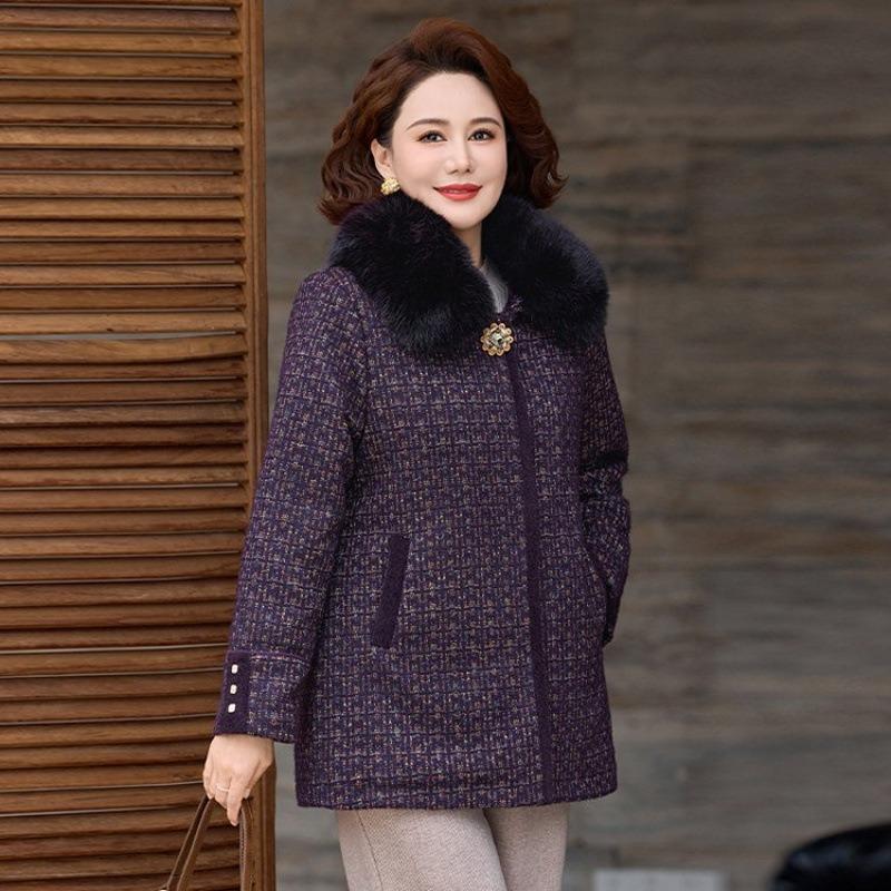 Autumn and winter coat long suit noble middle-aged women's winter plush woolen coat