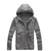 Herren Frühling und Sommer Dünne Abschnitt Kapuzen Plus Size Hautmantel Leichter Abschnitt Outdoor-Sport Sonnenbekleidung