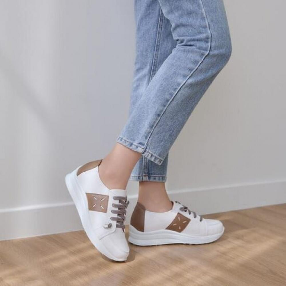 JiSyu Women S Natural lambSkin Hanyu SneakerS