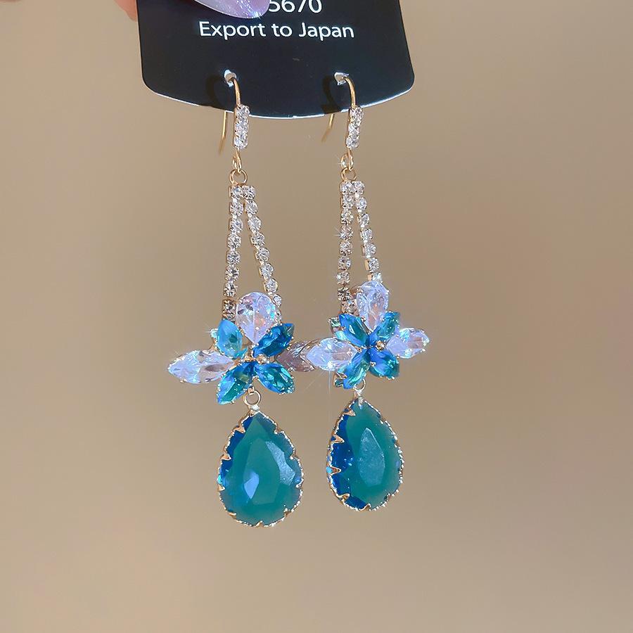 Silver Needle French Court Style Blue Flower Zircon Earrings Light Luxury High-end Stud Earrings Exquisite Niche Earrings