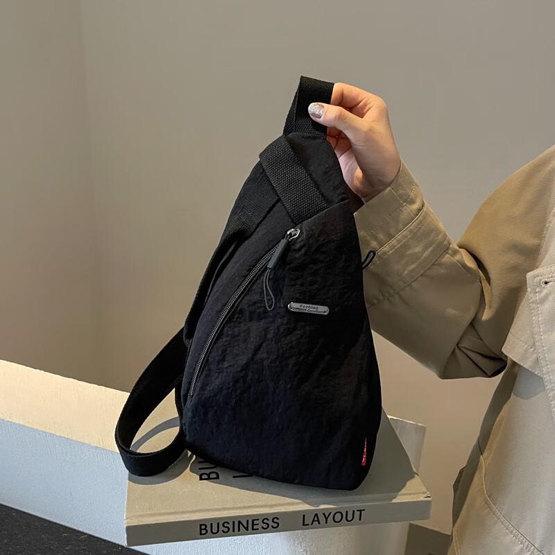 OEING Wheeled Travel & Fitness Bag