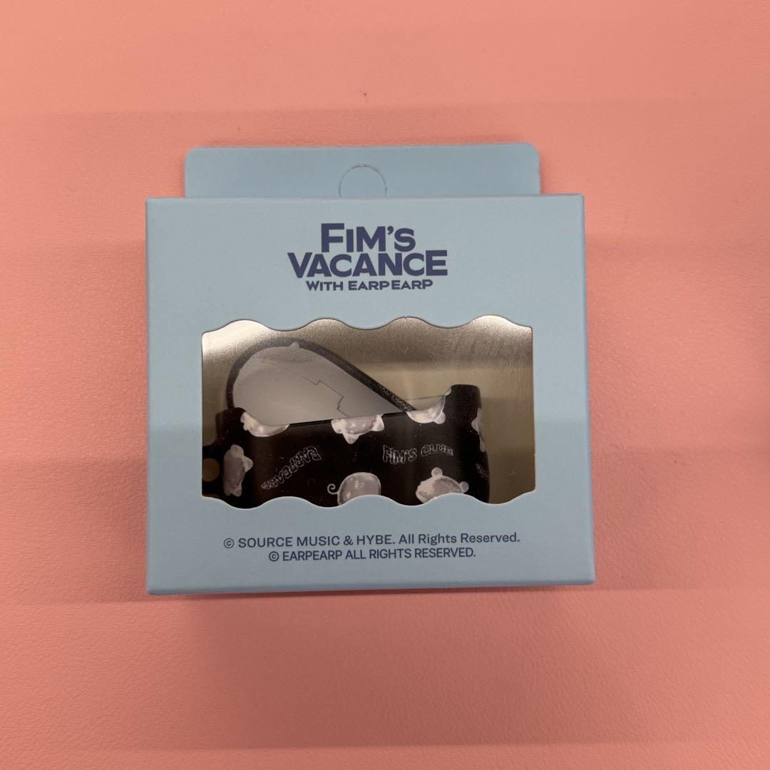 

[USED] LE SSERAFIM AirPods 4th Generation Case