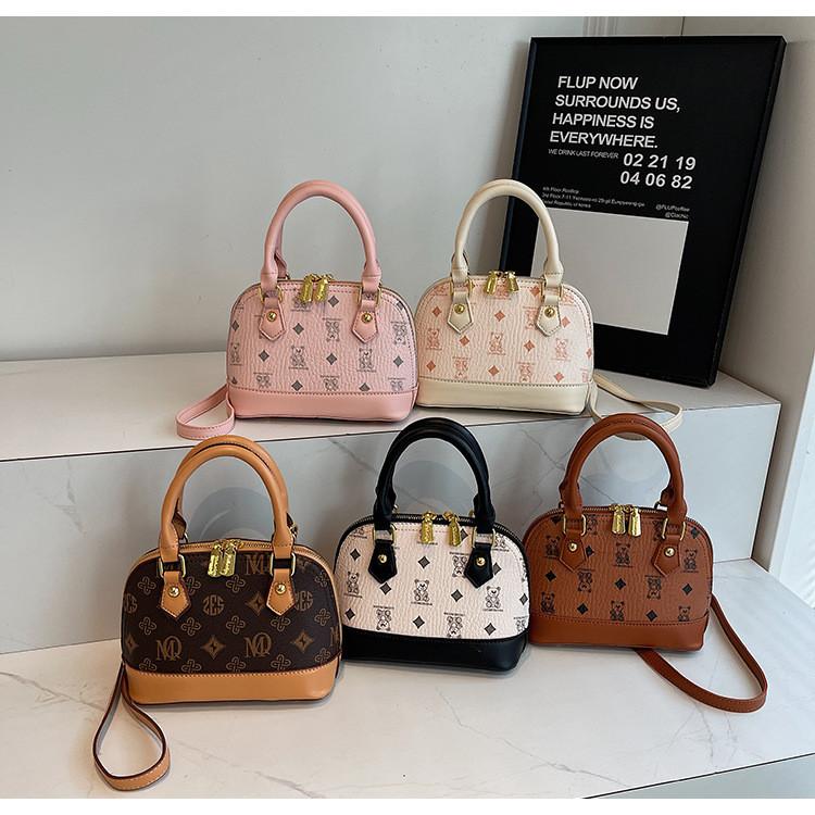 IELGY High-End Niche Retro Bag Fashion One-Shoulder Cross-Body Ladies Portable Shell Bag